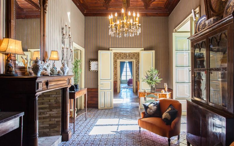 5 - villa entrance hall