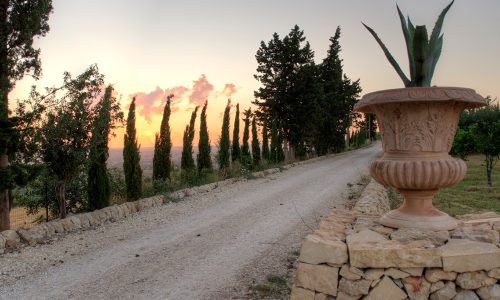 7 - masseria-della-volpe-entrance